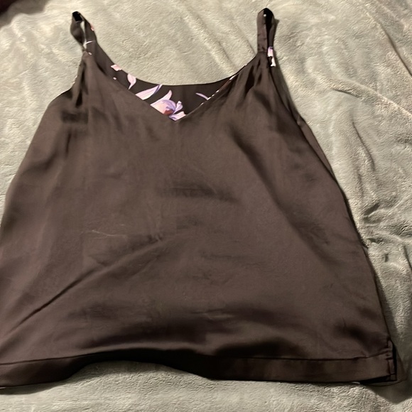 White House Black Market. Reversible flowing top. Size L - Picture 2 of 3